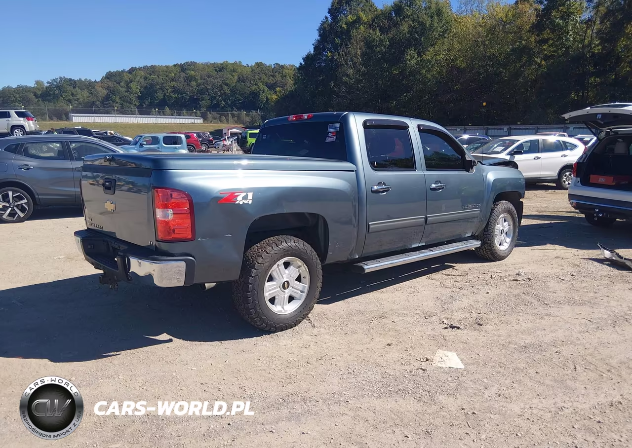 2011 Chevrolet Silverado 1500 Lt VIN:3GCPKSE32BG192611 - 4