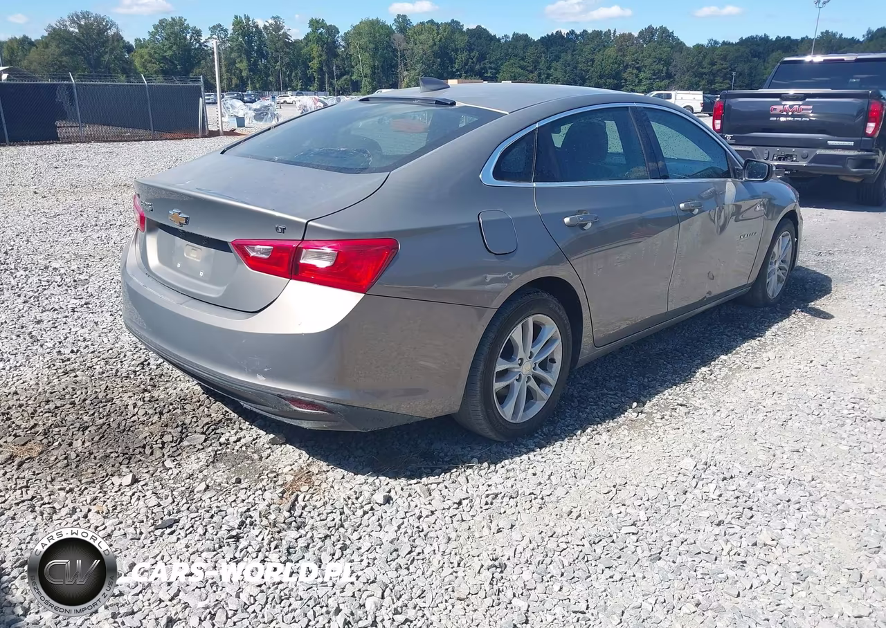2018 Chevrolet Malibu Lt VIN:1G1ZD5ST1JF187725 - 4