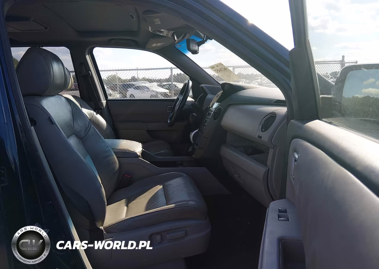 2010 Honda Pilot Touring VIN:5FNYF3H91AB020007 - 5