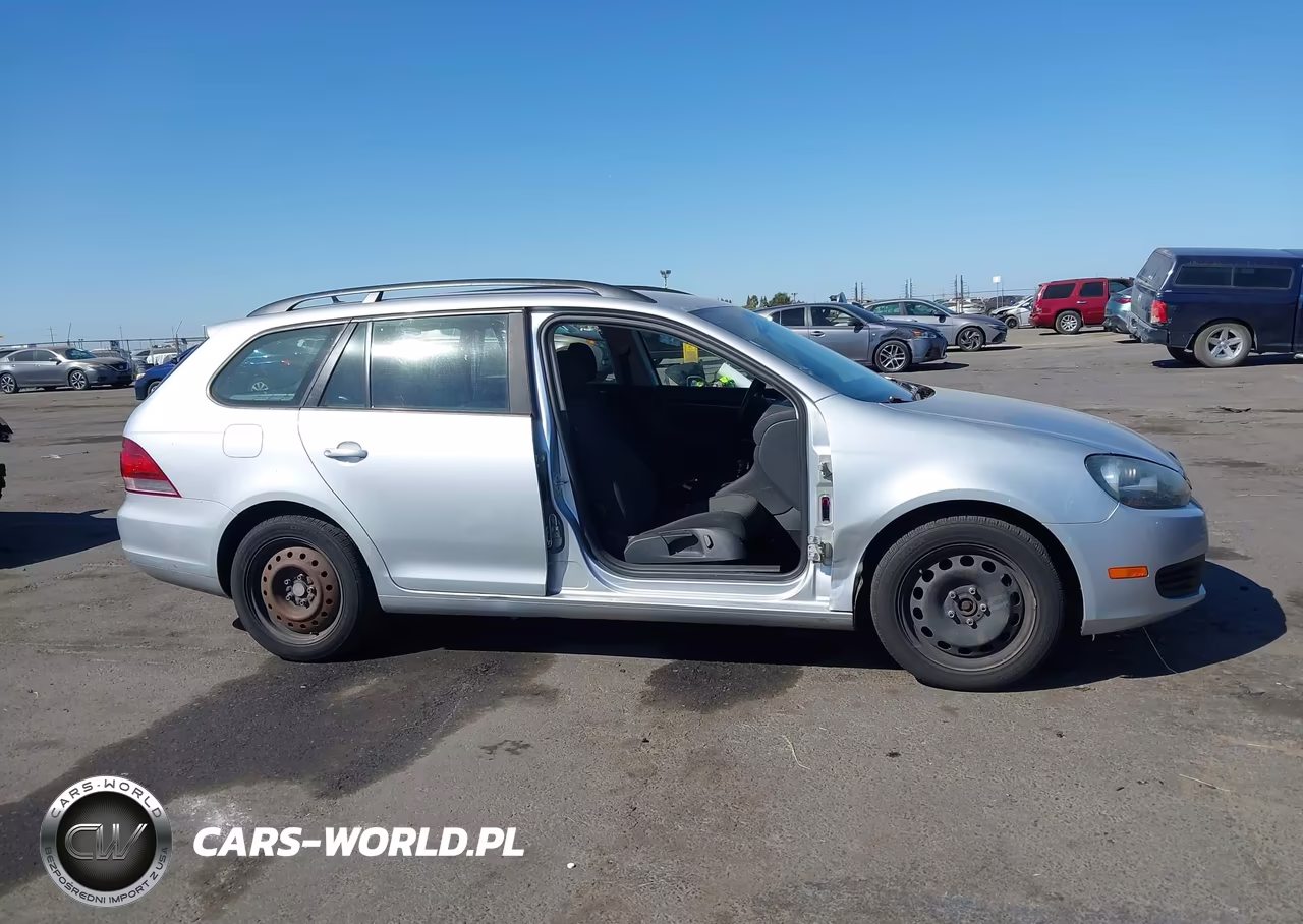 2014 Volkswagen Jetta Sportwagen 2.5L S VIN:3VWPP7AJ7EM609677 - 14