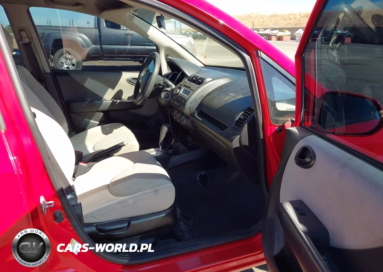 2007 Honda Fit VIN:JHMGD38477S048247 - 5