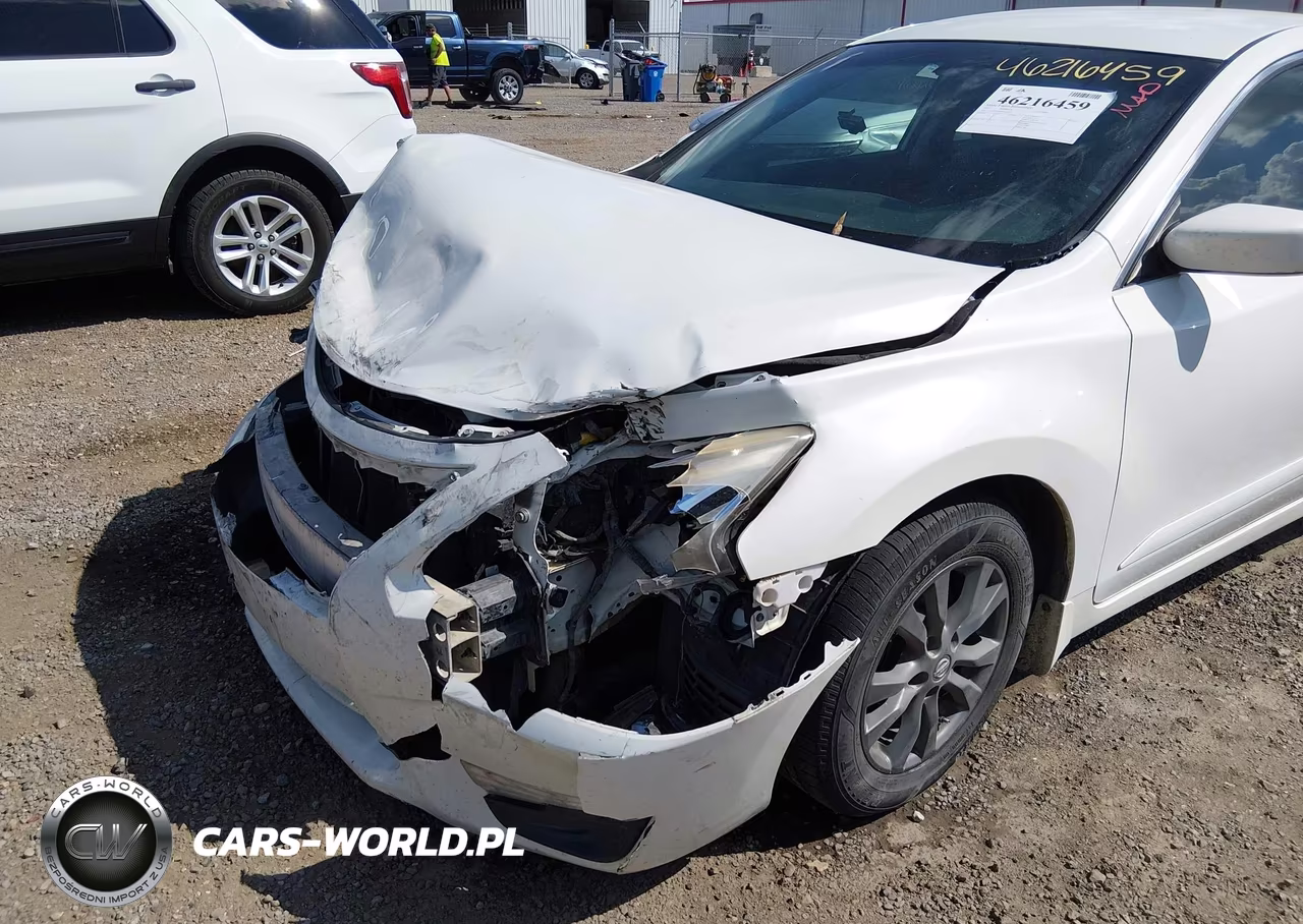 2015 Nissan Altima 2.5 S VIN:1N4AL3AP9FN913589 - 6
