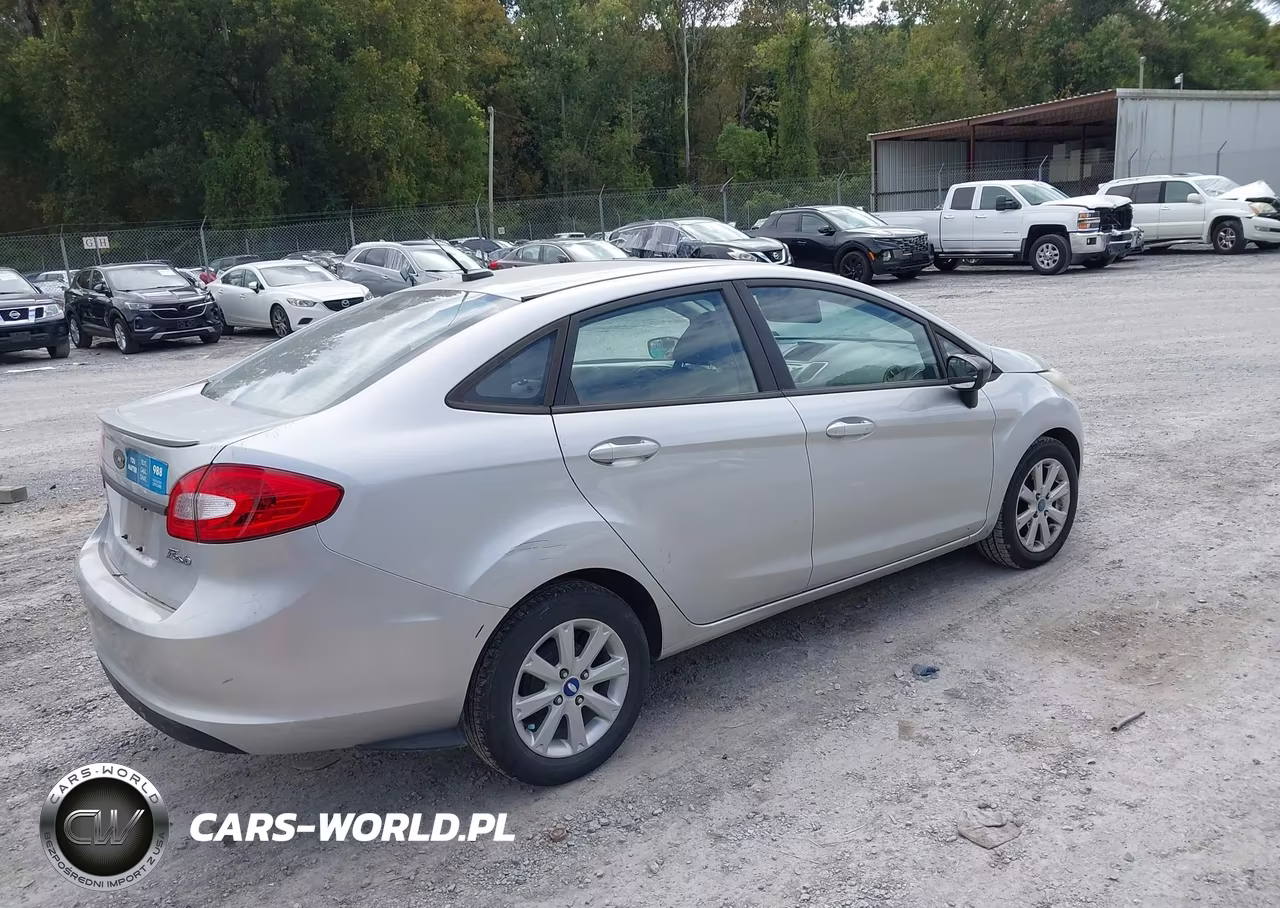 2012 Ford Fiesta Se VIN:3FADP4BJ9CM114385 - 4