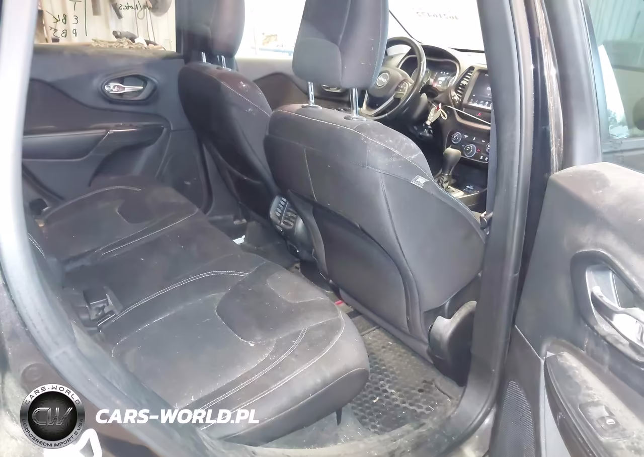 2015 Jeep Cherokee Latitude Altitude VIN:1C4PJMCB6FW750105 - 8