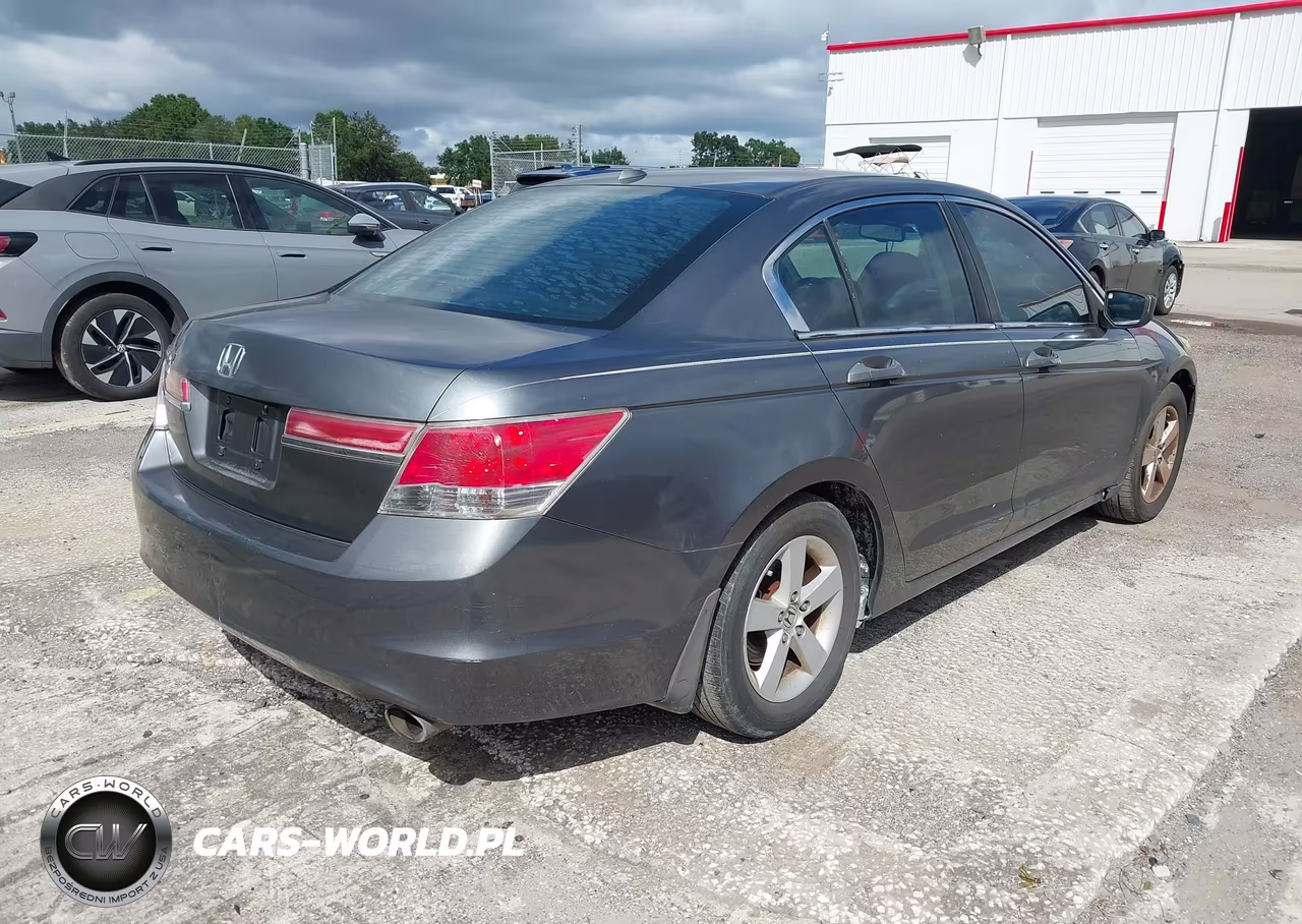 2011 Honda Accord Exl VIN:1HGCP2F88BA072452 - 4
