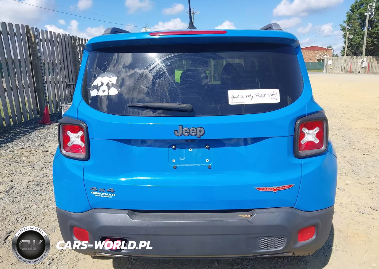2015 Jeep Renegade Trailhawk VIN:ZACCJBCT3FPB85014 - 16