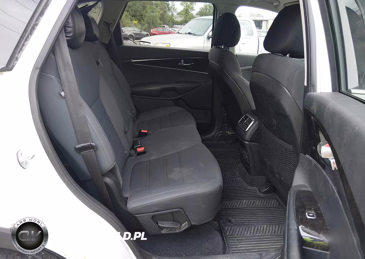 2016 Kia Sorento 2.4L Lx VIN:5XYPGDA37GG020132 - 8