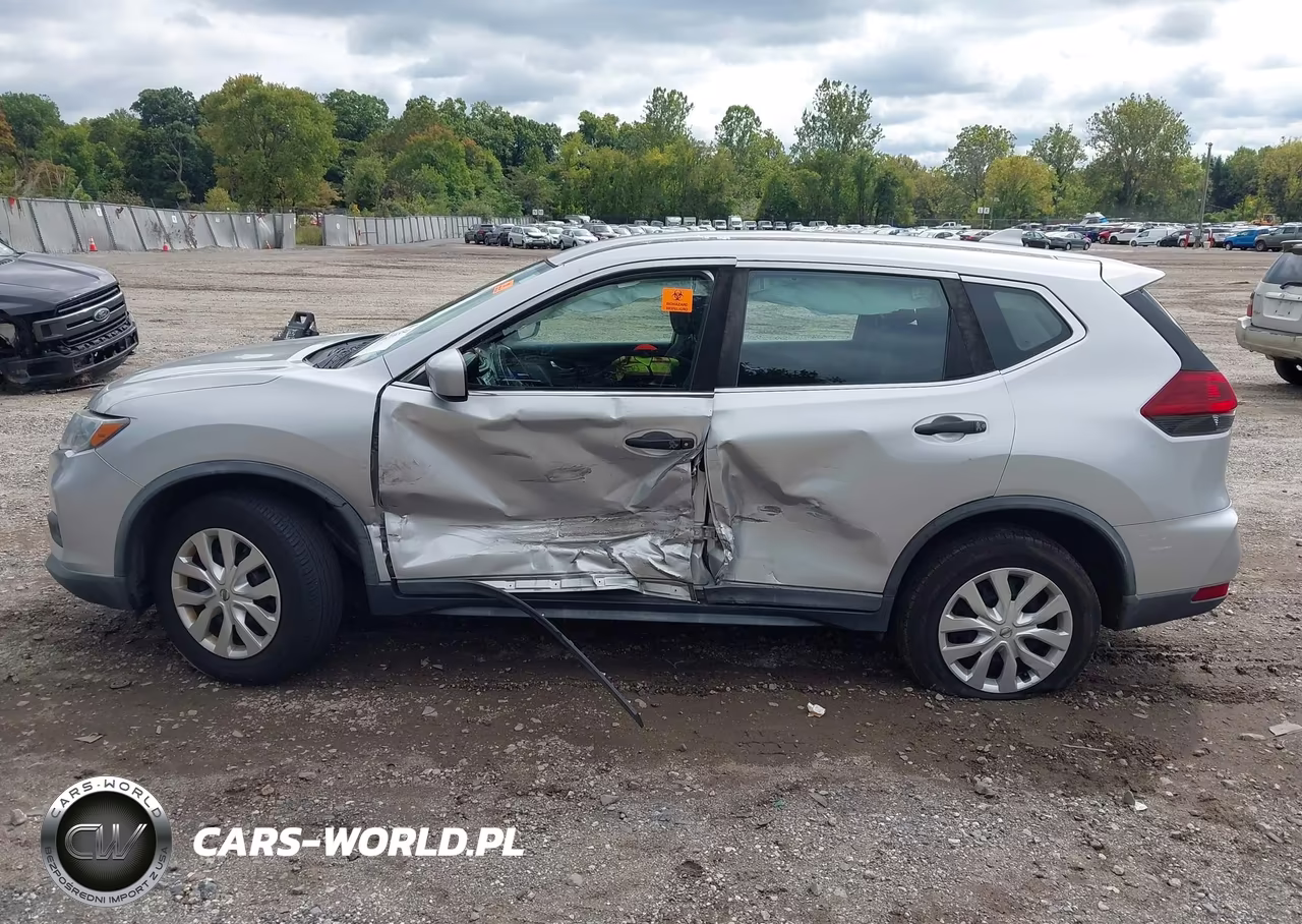2018 Nissan Rogue S VIN:KNMAT2MV3JP532722 - 14