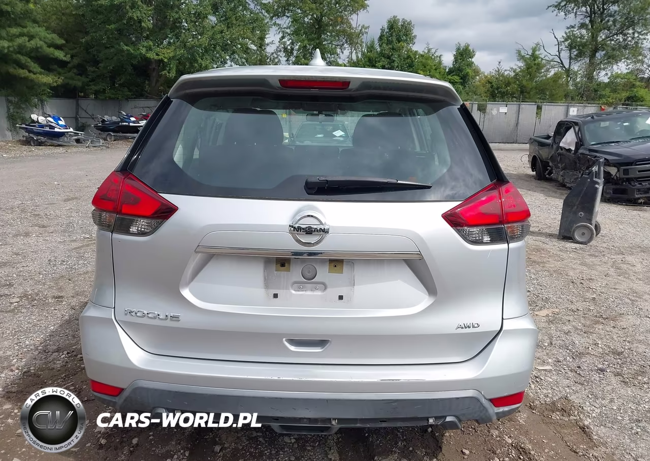 2018 Nissan Rogue S VIN:KNMAT2MV3JP532722 - 16