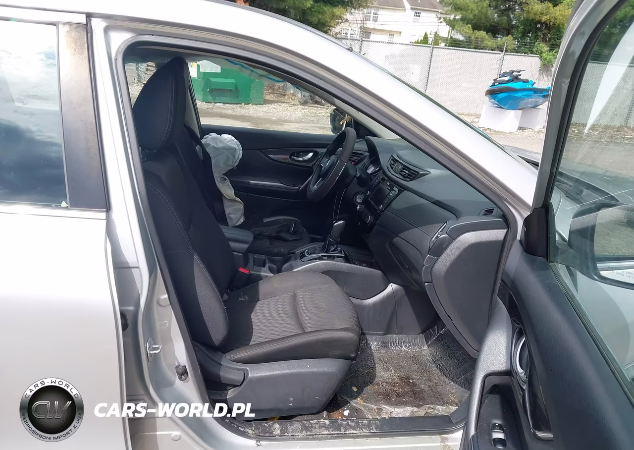 2018 Nissan Rogue S VIN:KNMAT2MV3JP532722 - 5