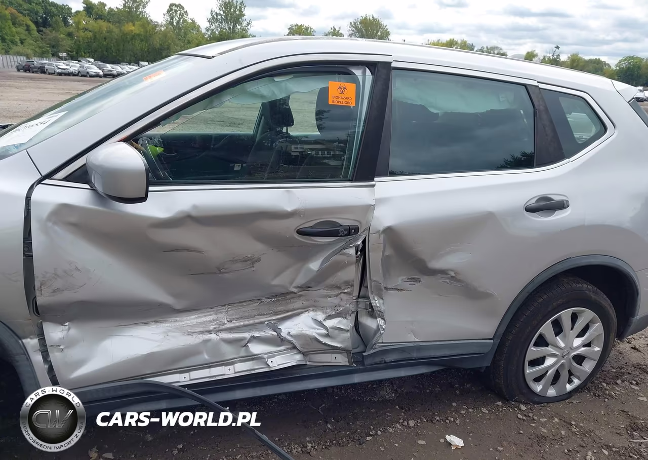 2018 Nissan Rogue S VIN:KNMAT2MV3JP532722 - 6