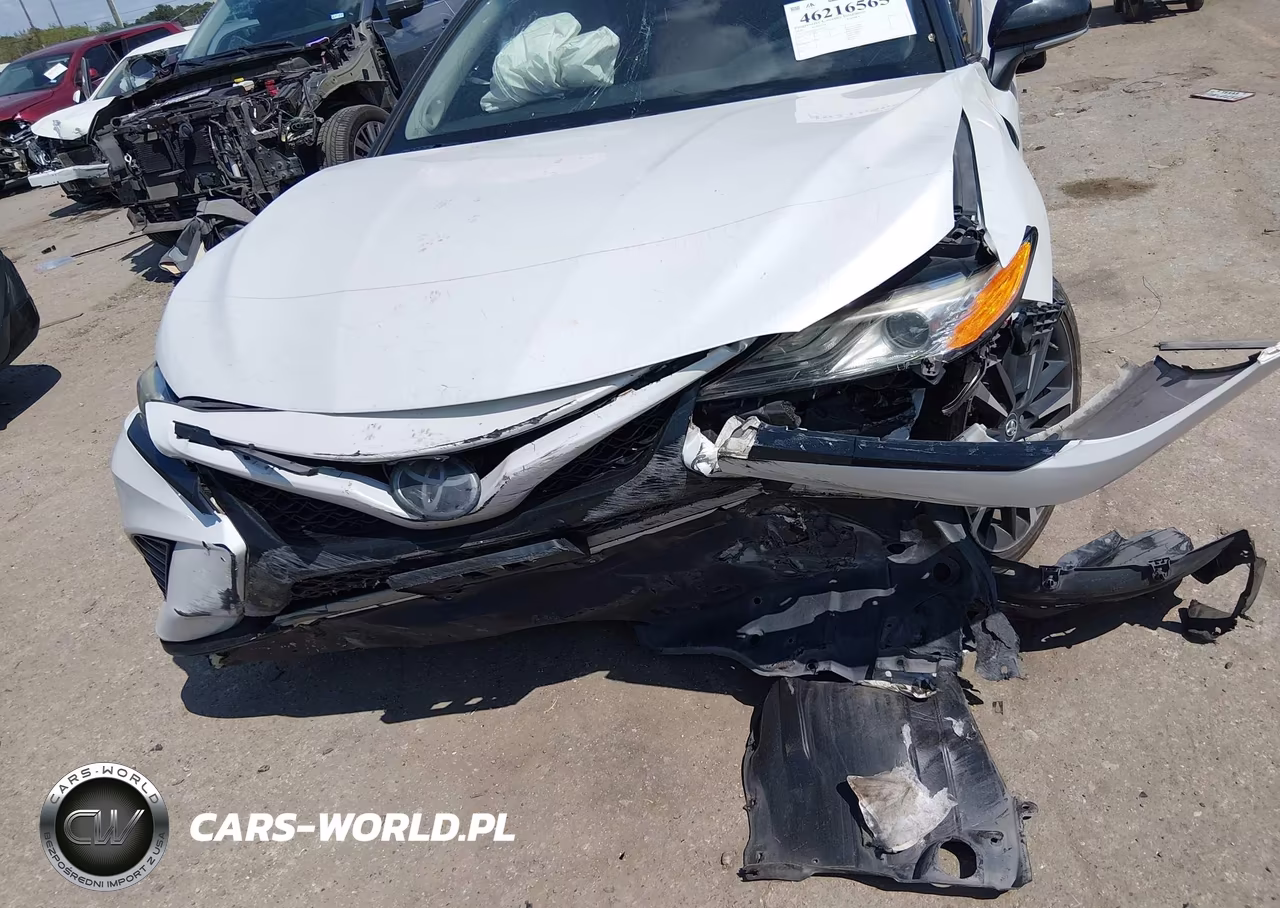 2020 Toyota Camry Xse VIN:4T1K61AK8LU306157 - 12