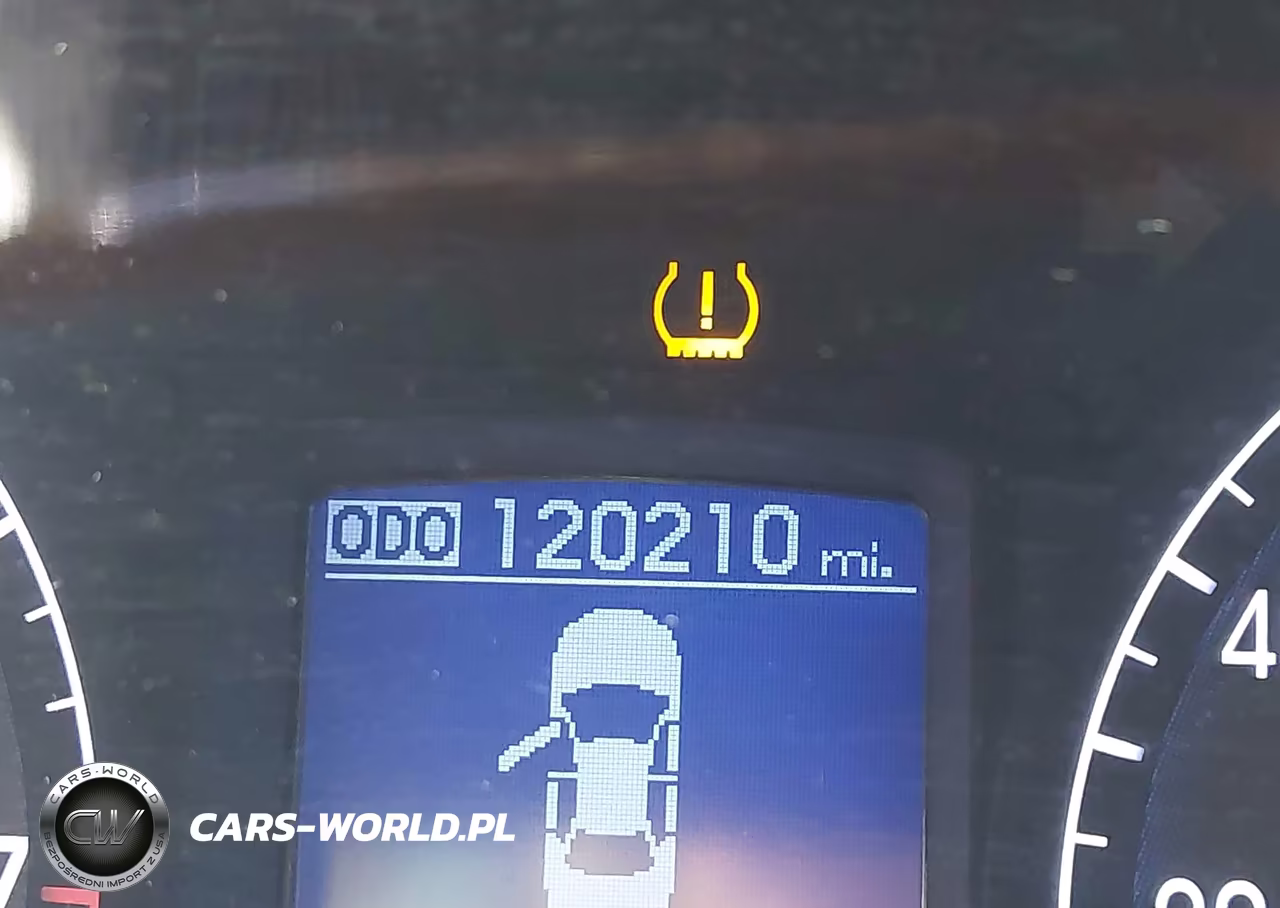2013 Hyundai Genesis 3.8 VIN:KMHGC4DD7DU227111 - 6