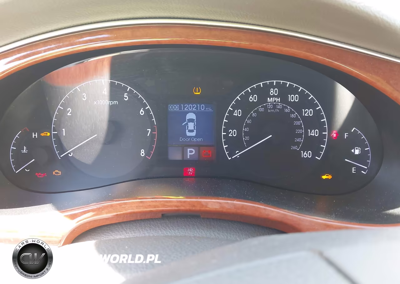 2013 Hyundai Genesis 3.8 VIN:KMHGC4DD7DU227111 - 7