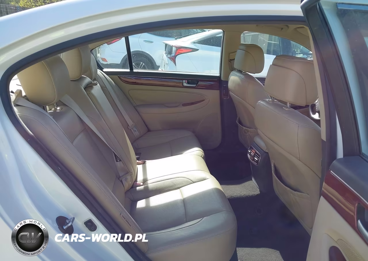 2013 Hyundai Genesis 3.8 VIN:KMHGC4DD7DU227111 - 8