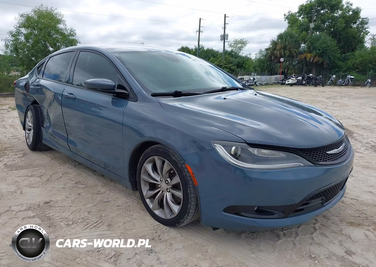 2015 Chrysler 200 S