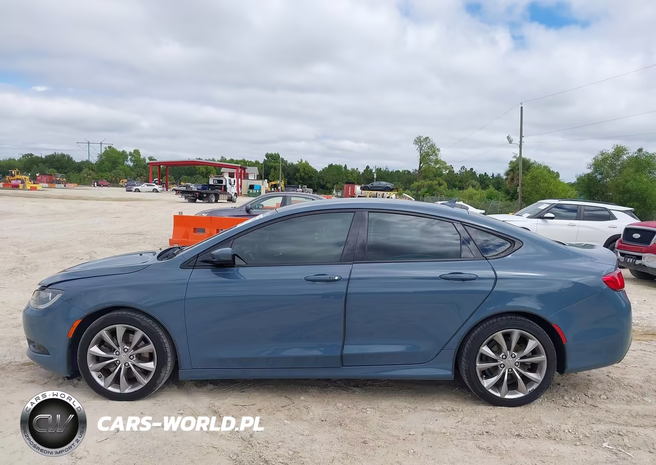 2015 Chrysler 200 S VIN:1C3CCCBG4FN622245 - 14