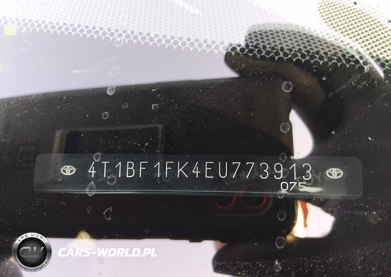 2014 Toyota Camry Se VIN:4T1BF1FK4EU773913 - 16