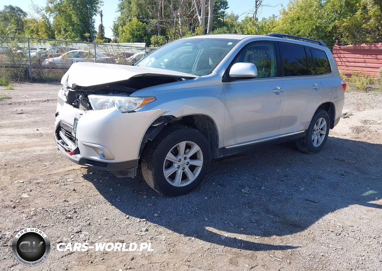 2013 Toyota Highlander Base Plus V6 VIN:5TDBK3EH1DS238994 - 2