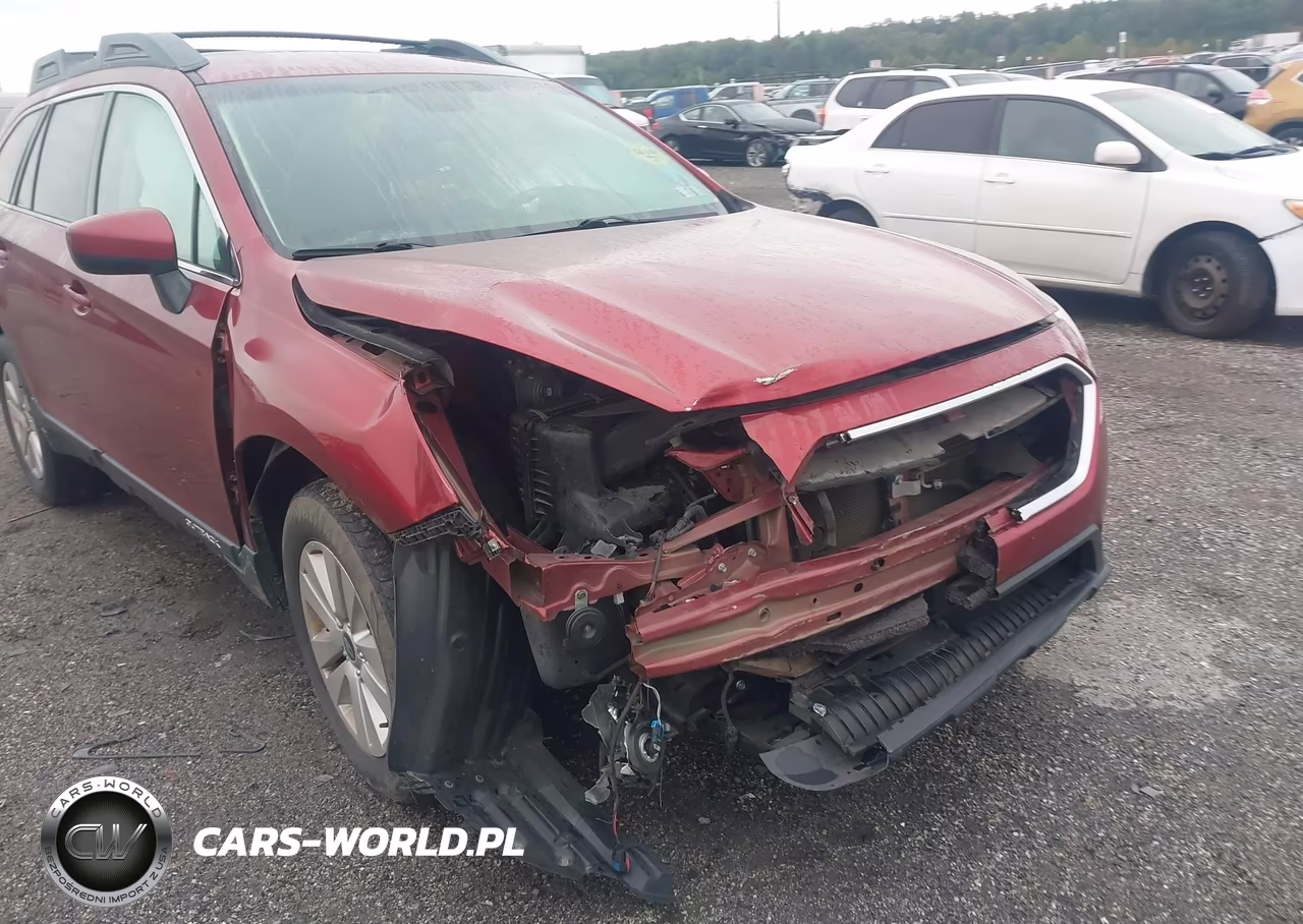 2019 Subaru Outback 2.5I Premium VIN:4S4BSAFC5K3264323 - 6