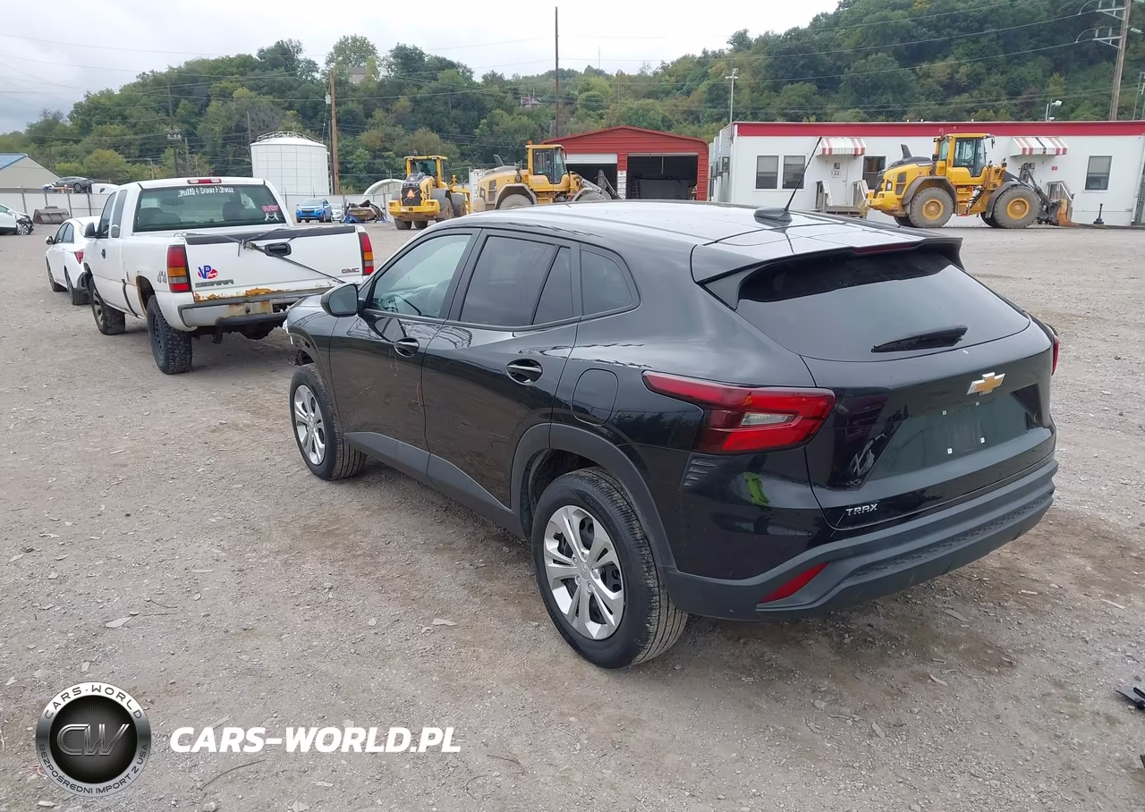 2025 Chevrolet Trax Fwd Ls VIN:KL77LFEP2SC318635 - 3
