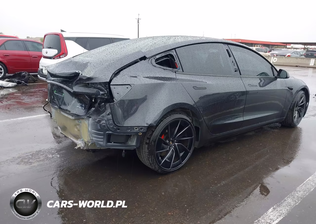 2024 Tesla Model 3 Performance All-Wheel Drive VIN:5YJ3E1ET6RF821562 - 4