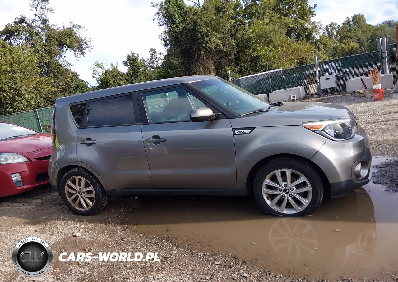2017 Kia Soul + VIN:KNDJP3A51H7478040 - 14