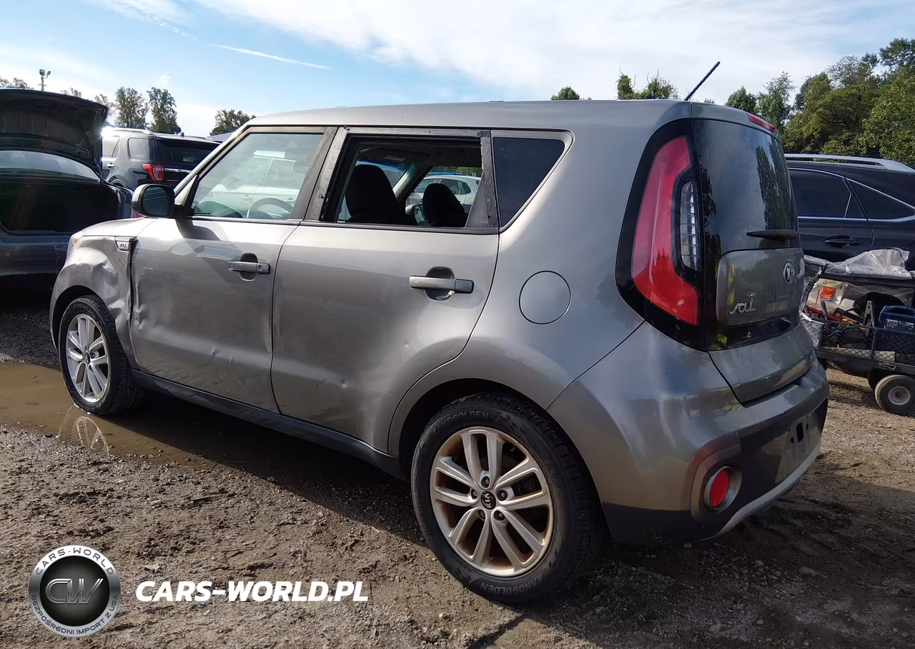 2017 Kia Soul + VIN:KNDJP3A51H7478040 - 3