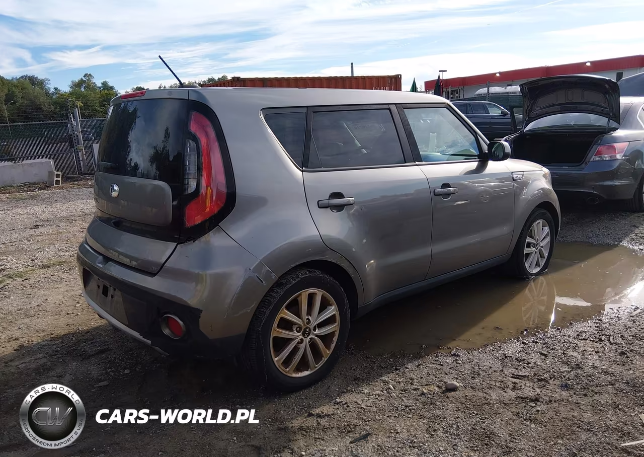 2017 Kia Soul + VIN:KNDJP3A51H7478040 - 4