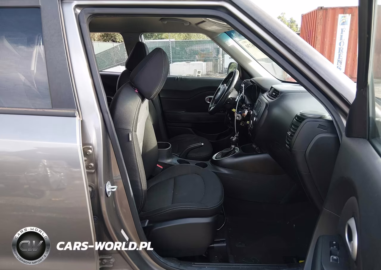 2017 Kia Soul + VIN:KNDJP3A51H7478040 - 5
