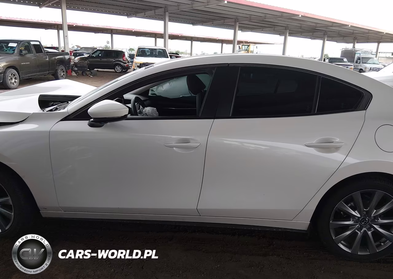 2025 Mazda Mazda3 2.5 S Preferred VIN:JM1BPACM8S1786135 - 13