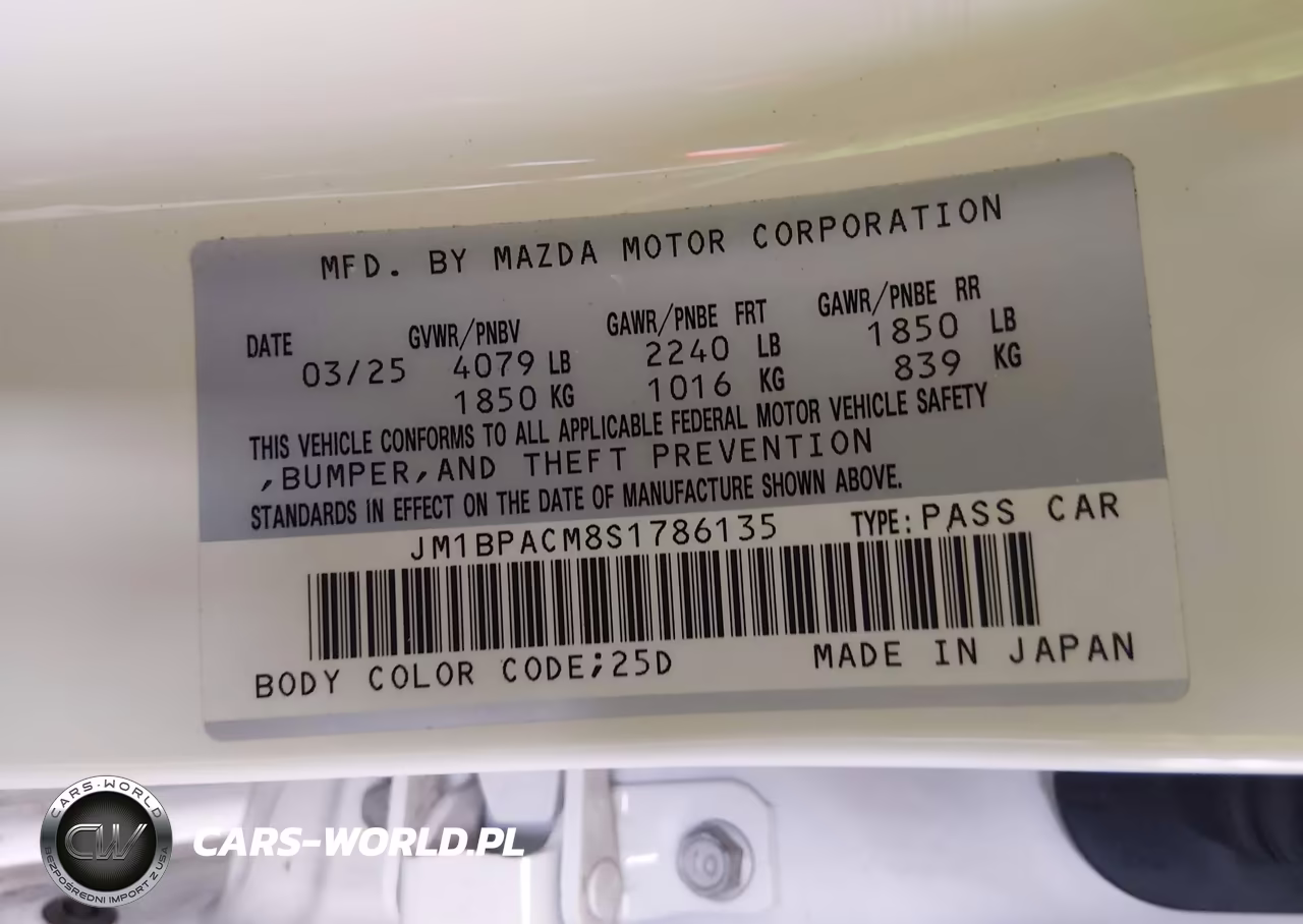 2025 Mazda Mazda3 2.5 S Preferred VIN:JM1BPACM8S1786135 - 9