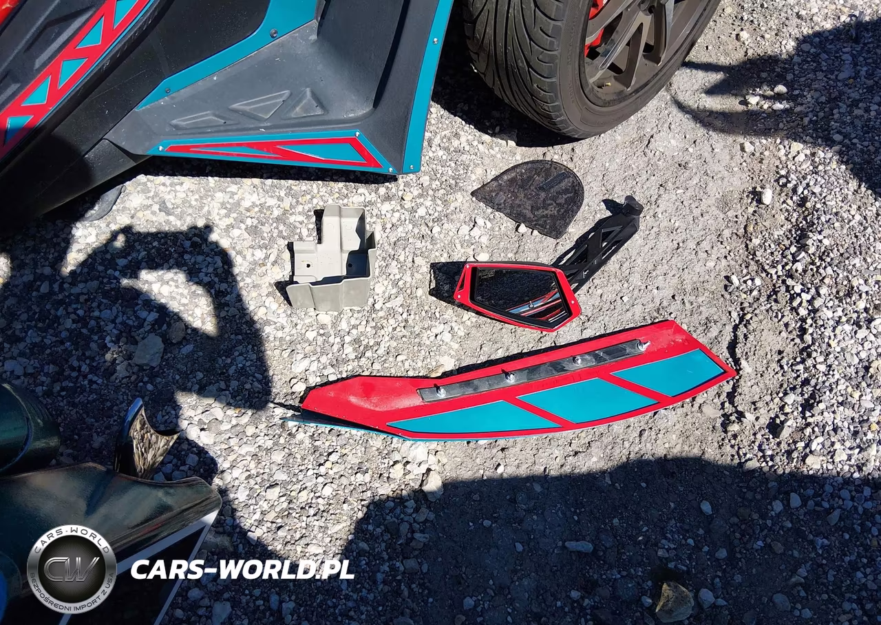 2022 Polaris Slingshot R VIN:57XAARHB4N8151273 - 12