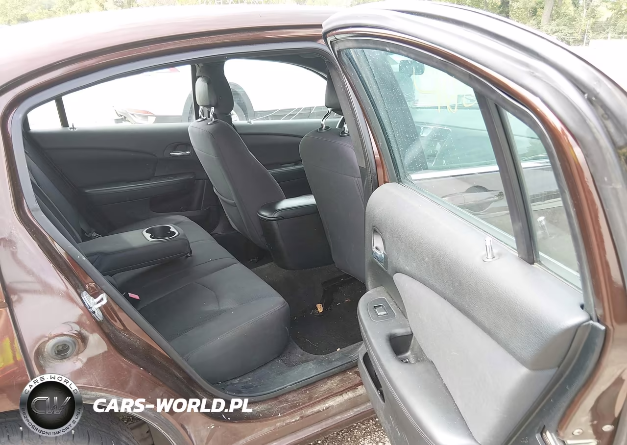 2013 Chrysler 200 Touring VIN:1C3CCBBG1DN532011 - 8