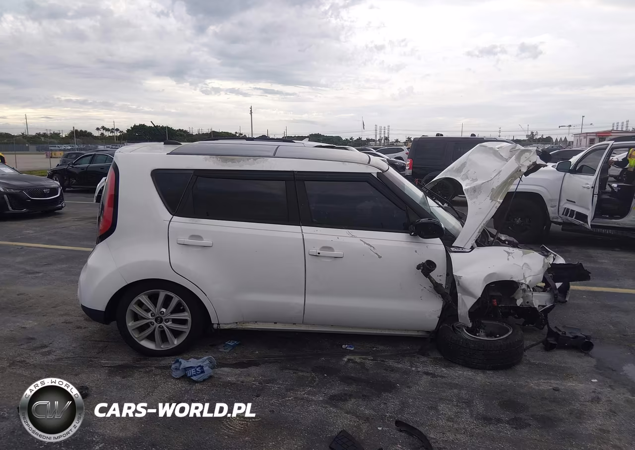 2017 Kia Soul + VIN:KNDJP3A53H7481909 - 14