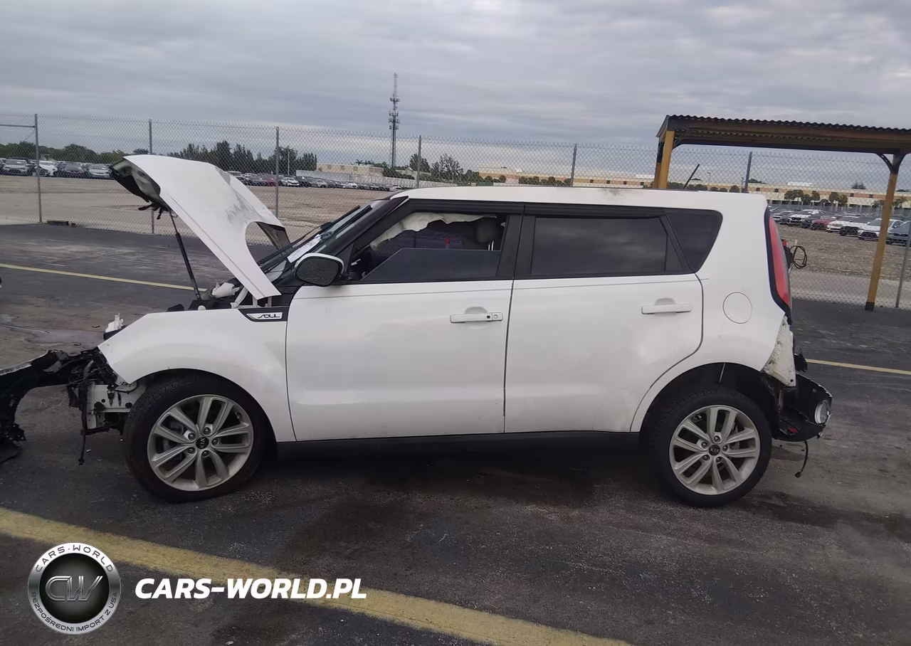 2017 Kia Soul + VIN:KNDJP3A53H7481909 - 15