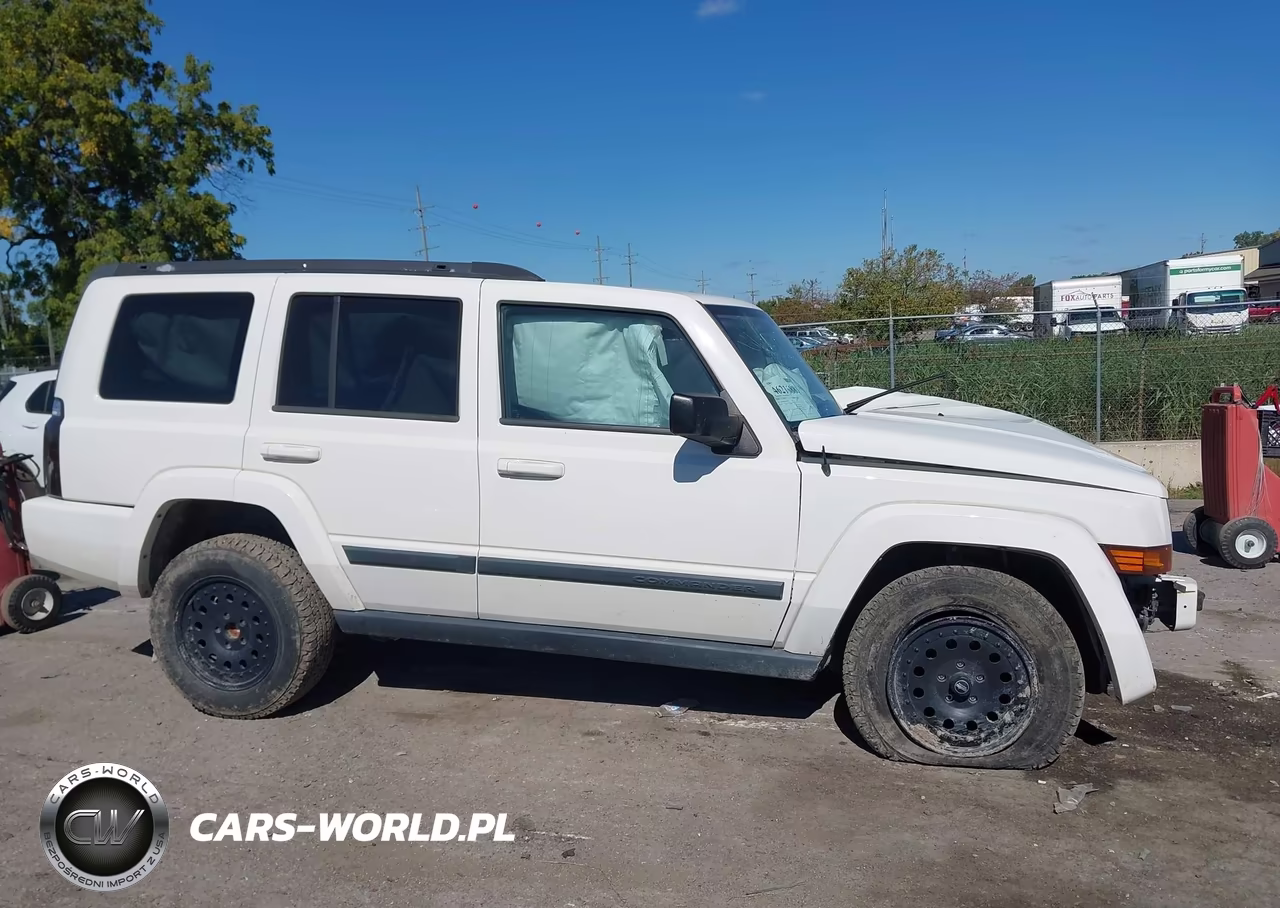 2008 Jeep Commander Sport VIN:1J8HG48K18C212825 - 13