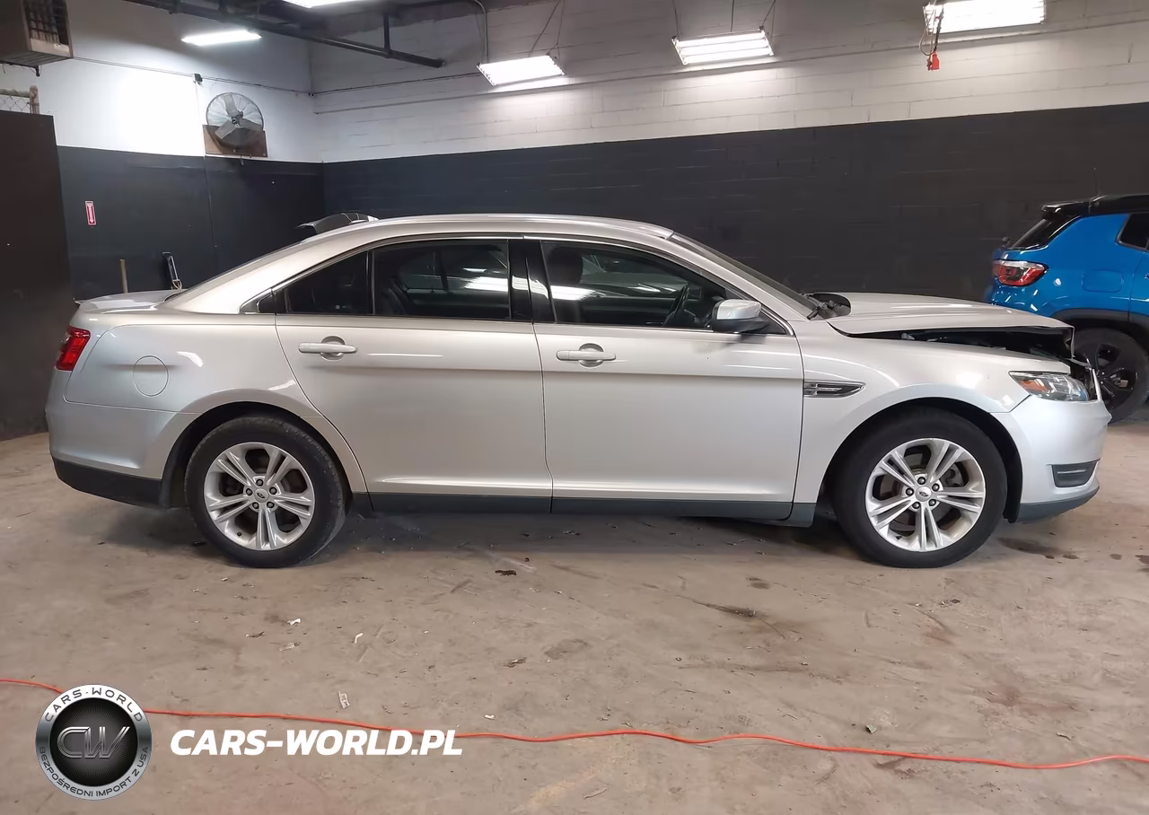 2016 Ford Taurus Sel VIN:1FAHP2E86GG157211 - 13