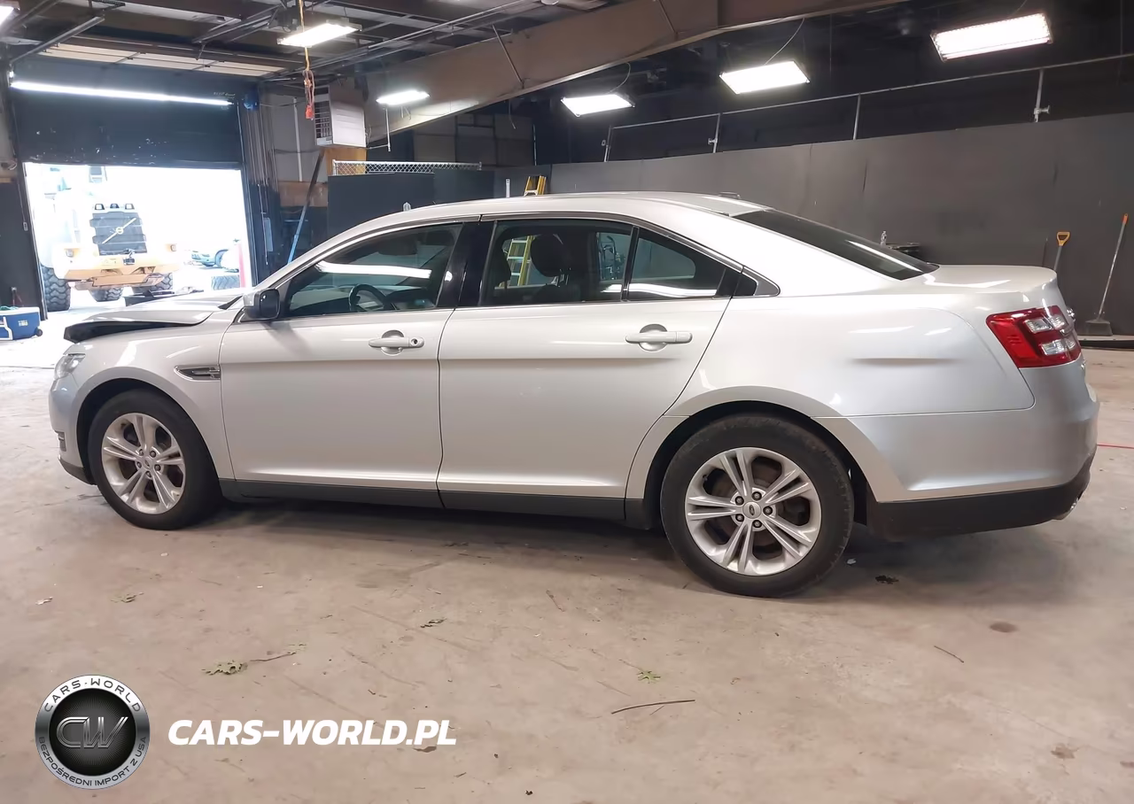 2016 Ford Taurus Sel VIN:1FAHP2E86GG157211 - 14