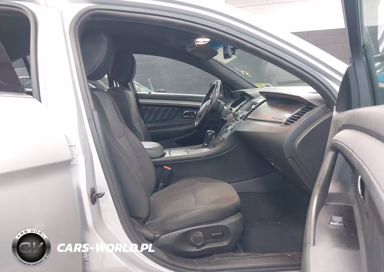 2016 Ford Taurus Sel VIN:1FAHP2E86GG157211 - 5
