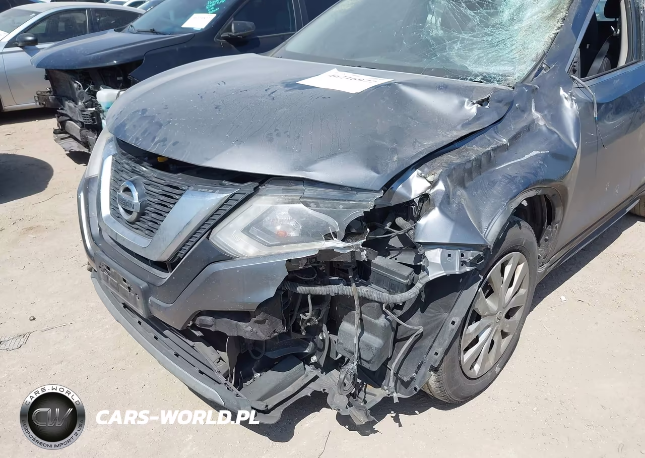 2017 Nissan Rogue S VIN:KNMAT2MV2HP503366 - 6