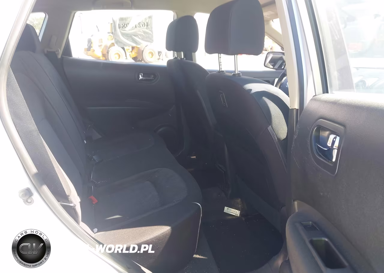 2015 Nissan Rogue Select S VIN:JN8AS5MV3FW254121 - 8