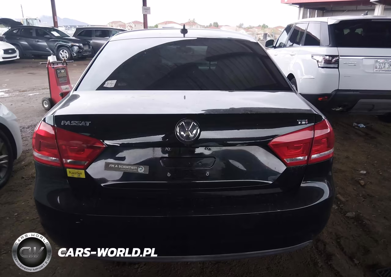 2015 Volkswagen Passat 1.8T Wolfsburg Edition VIN:1VWAT7A32FC057544 - 16