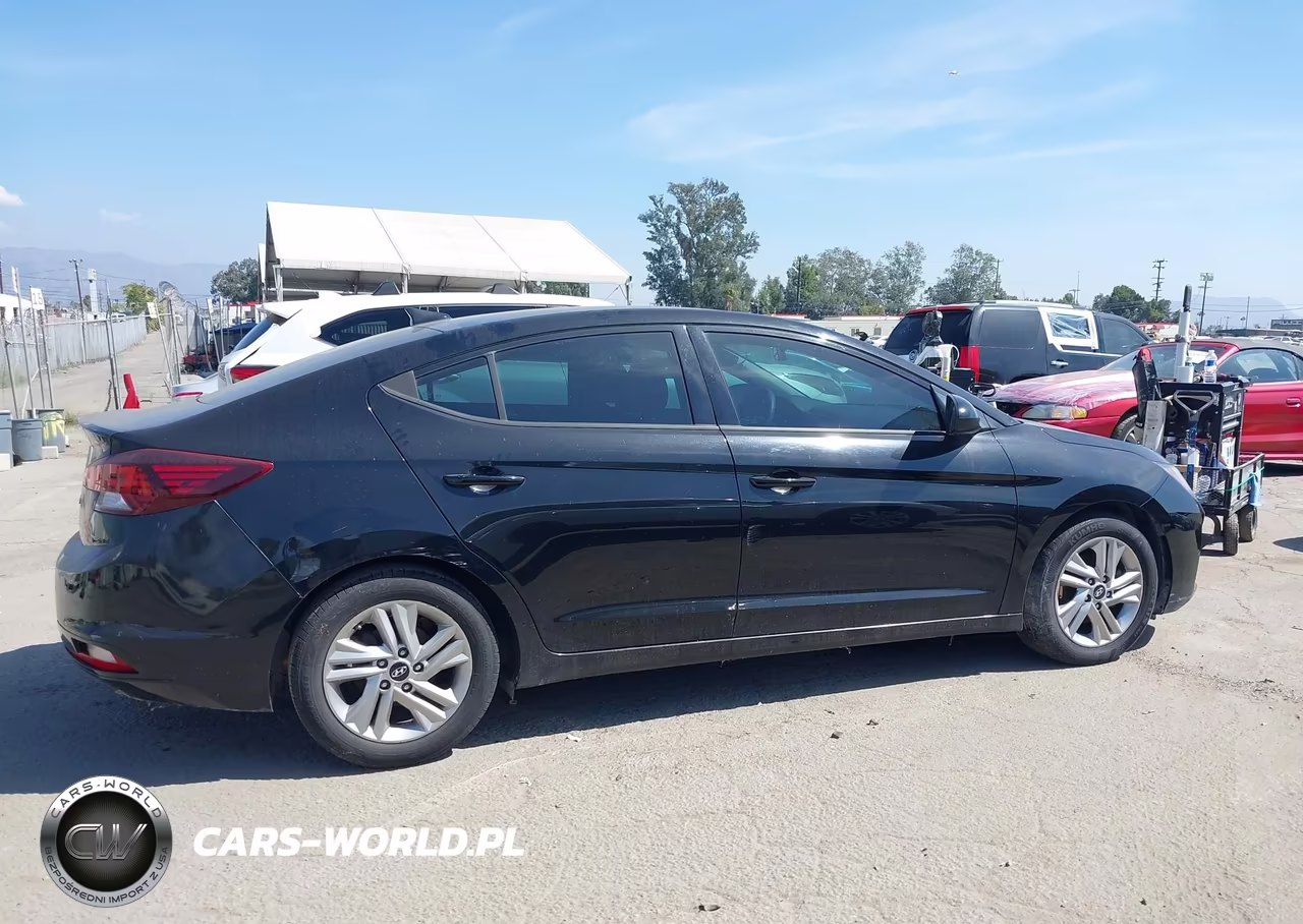 2020 Hyundai Elantra Sel VIN:5NPD84LF6LH579830 - 13