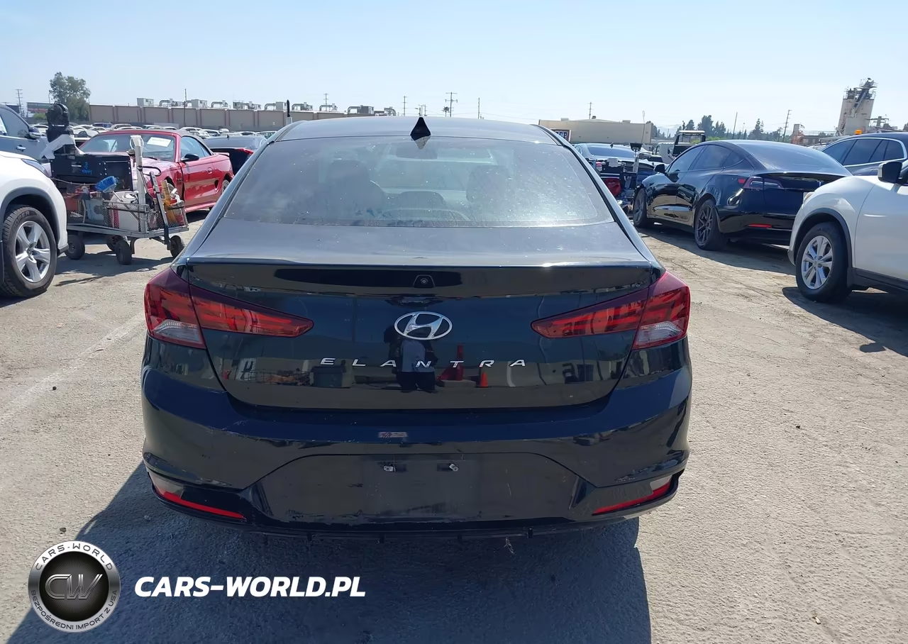 2020 Hyundai Elantra Sel VIN:5NPD84LF6LH579830 - 16