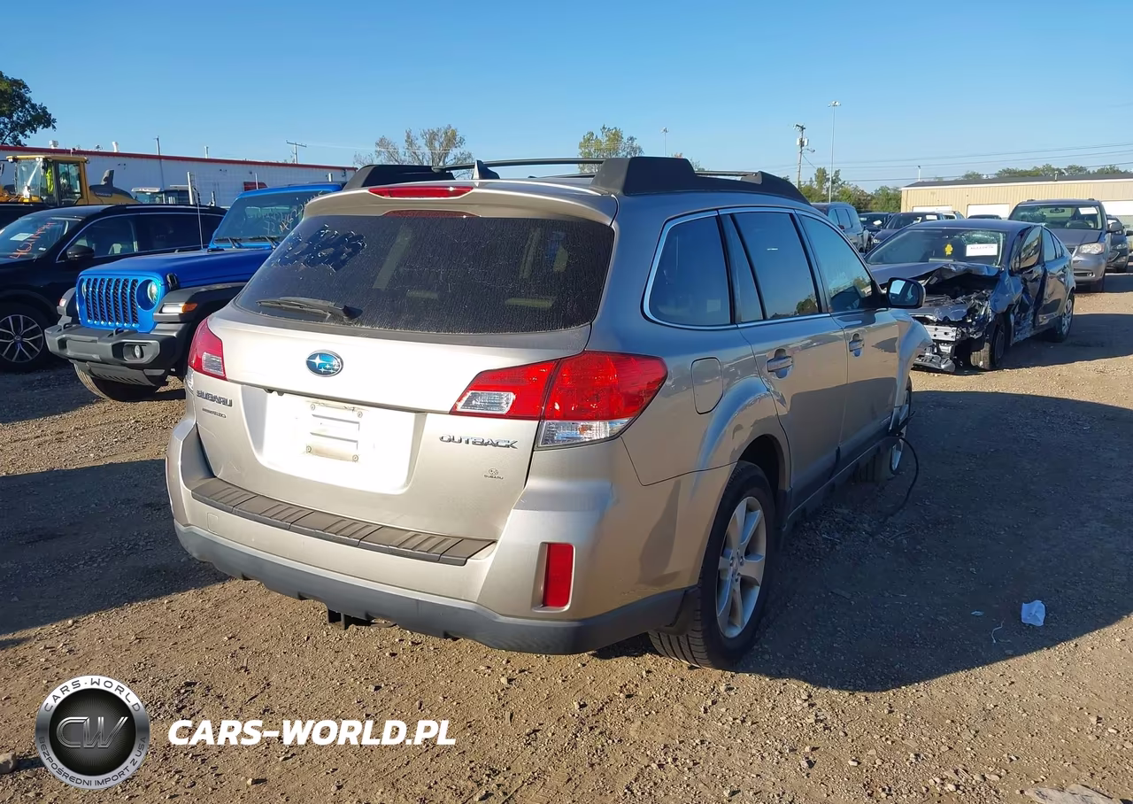 2014 Subaru Outback 2.5I Limited VIN:4S4BRCNC7E3229697 - 4