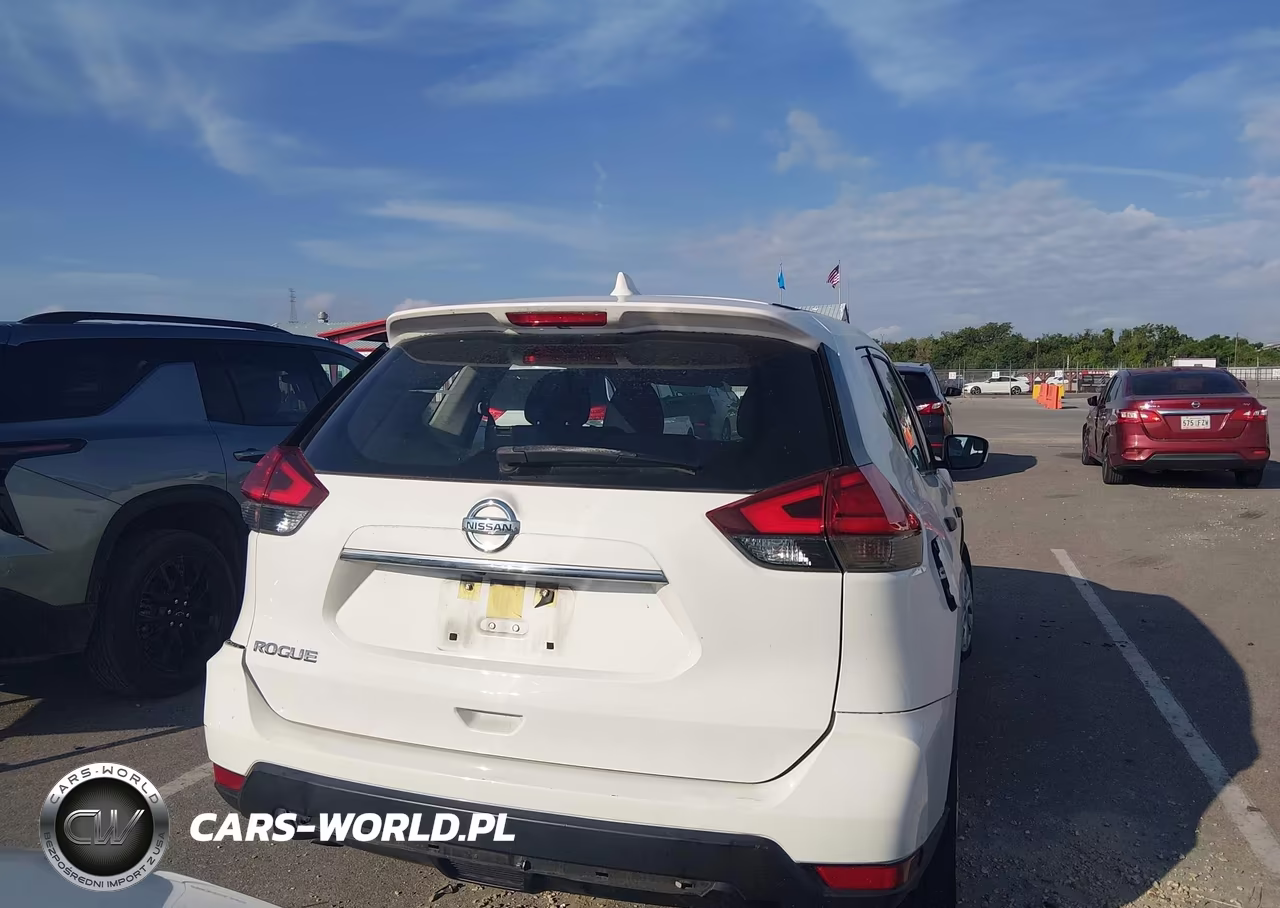 2017 Nissan Rogue S VIN:JN8AT2MT0HW137254 - 16