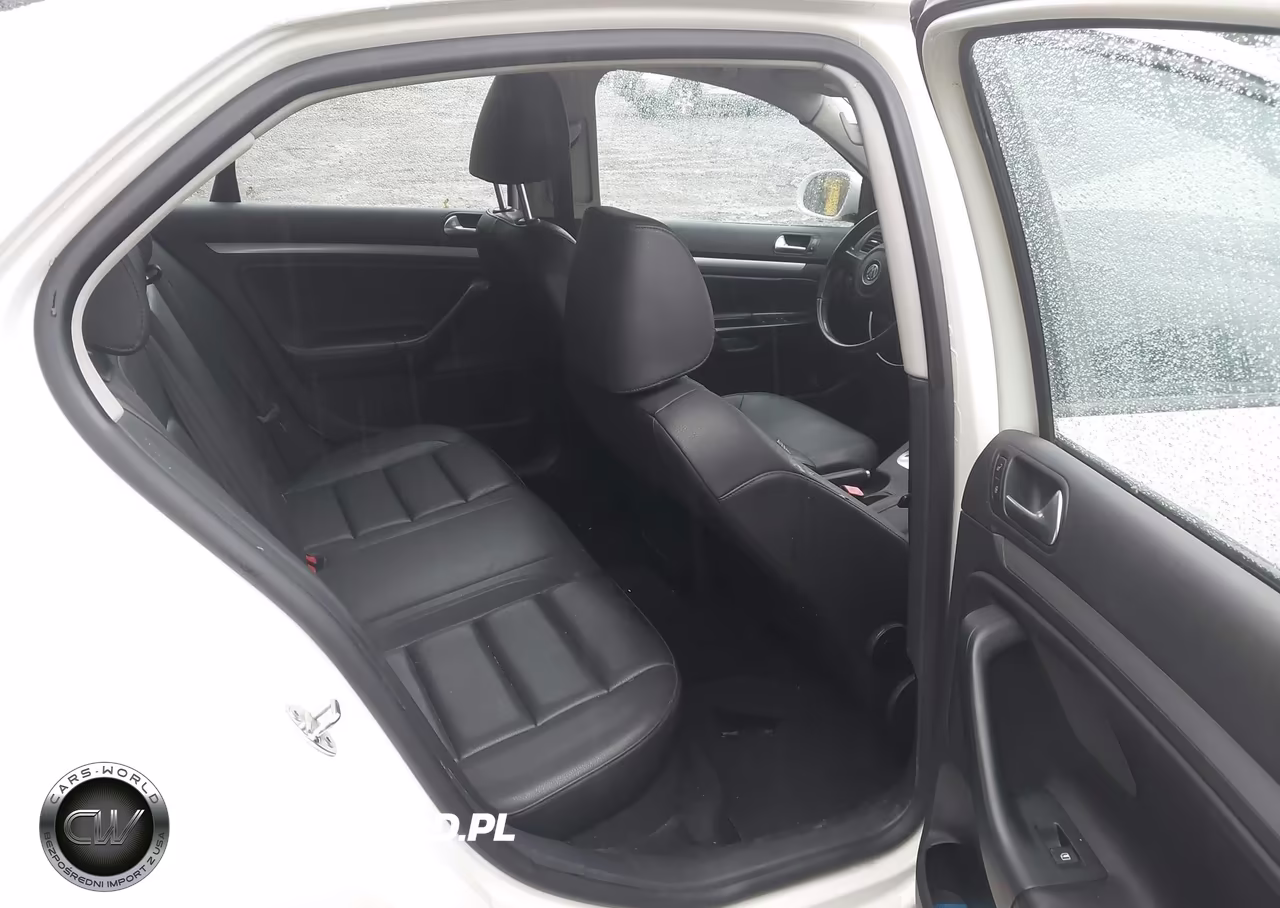 2010 Volkswagen Jetta Limited Edition VIN:3VWRZ7AJ9AM122025 - 8
