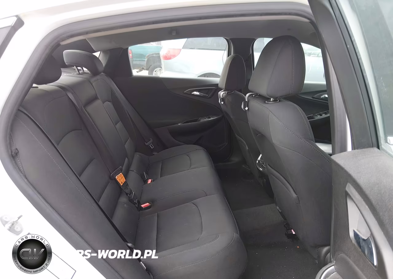 2016 Chevrolet Malibu 1Lt VIN:1G1ZE5STXGF304398 - 8