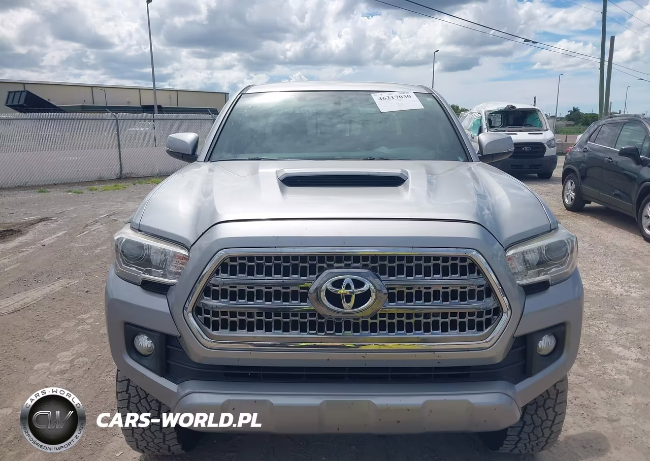 2017 Toyota Tacoma Trd Sport VIN:3TMAZ5CN8HM051107 - 13